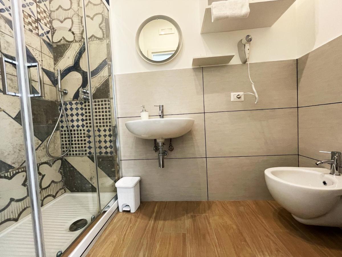 Отель Sunny House - De Vivo Realty Сорренто Экстерьер фото