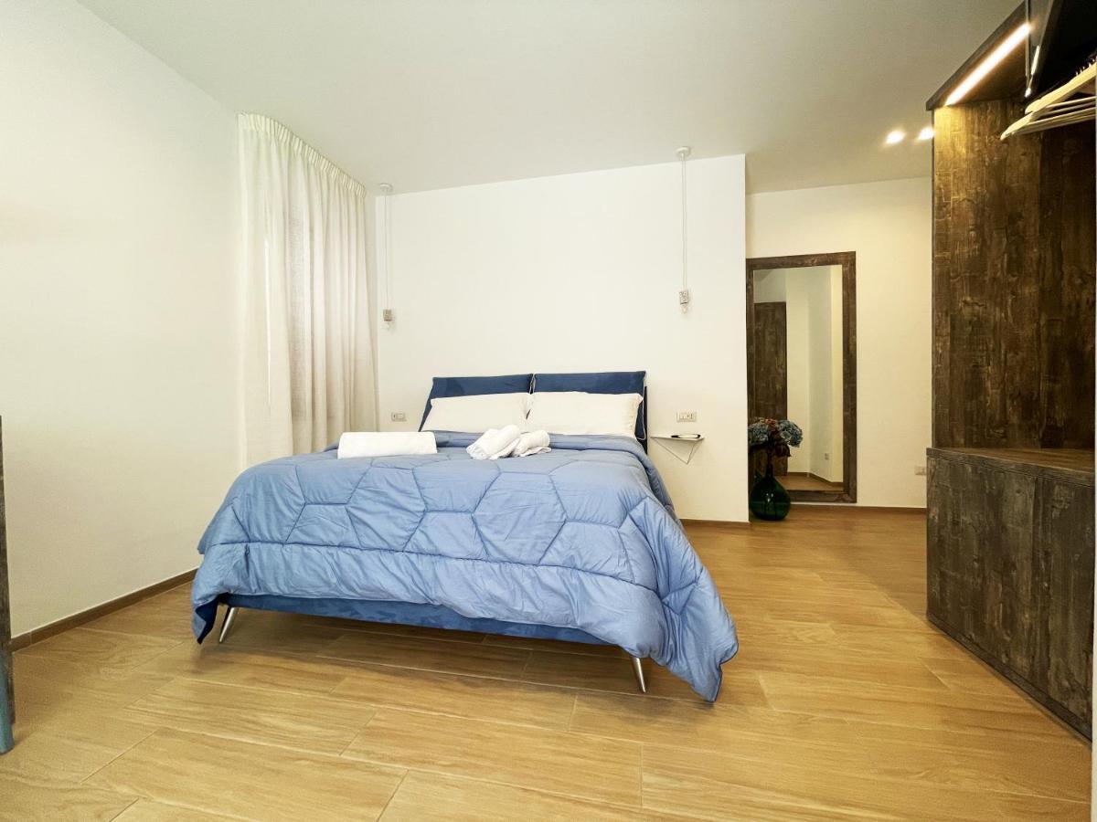 Отель Sunny House - De Vivo Realty Сорренто Экстерьер фото