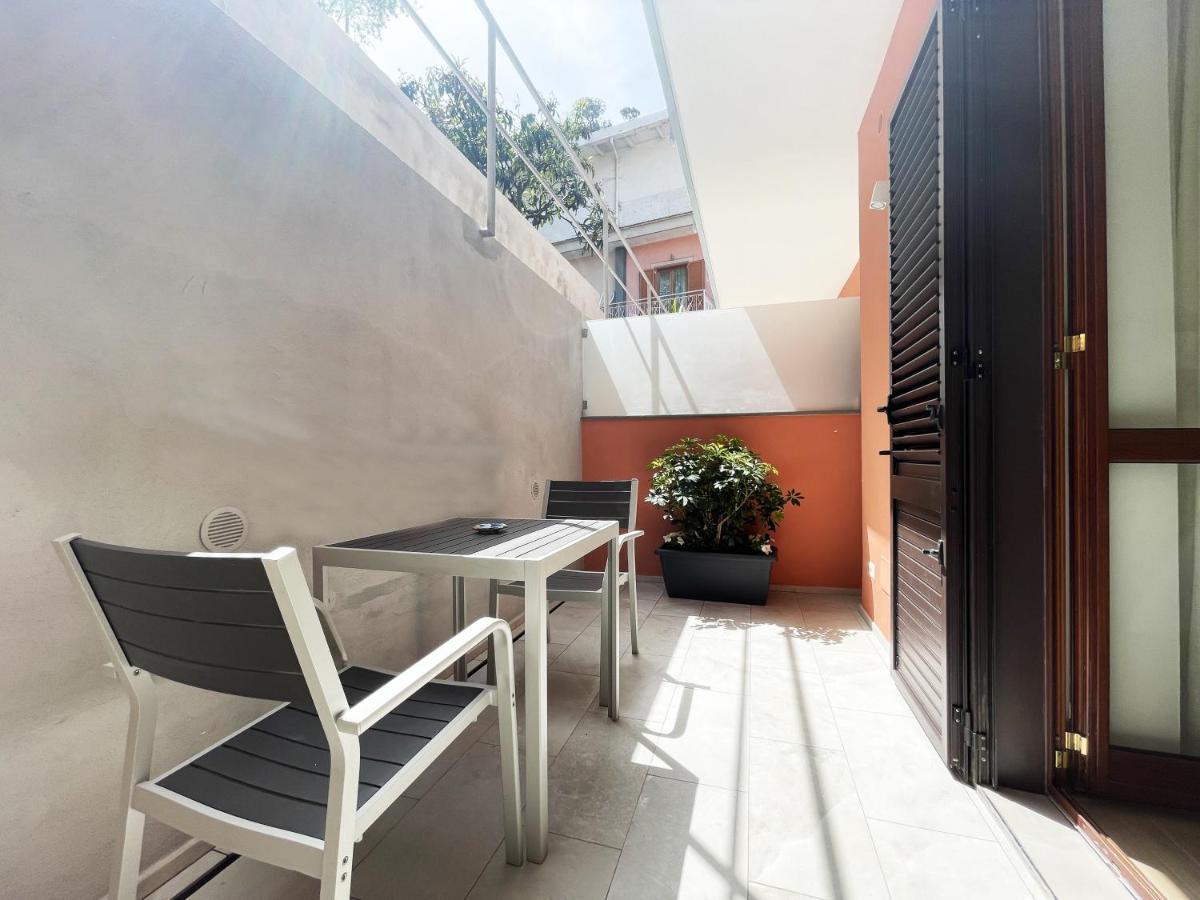 Отель Sunny House - De Vivo Realty Сорренто Экстерьер фото